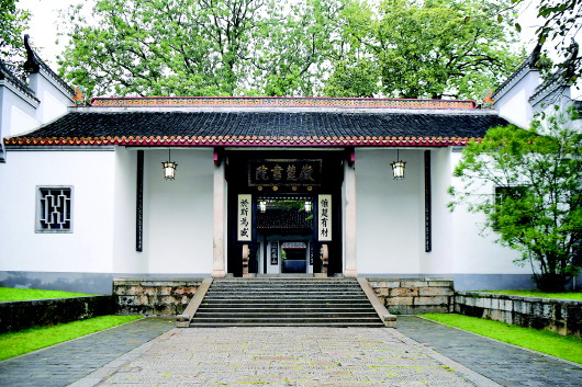 千年岳麓，弦歌不絕