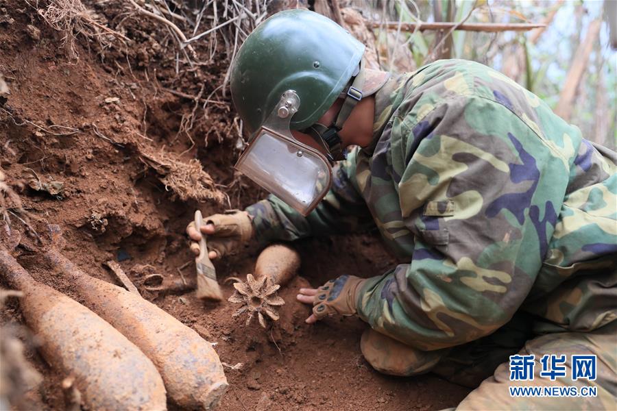 （圖文互動）（1）和平年代，離死神最近的人——南部戰(zhàn)區(qū)陸軍云南掃雷大隊邊境掃雷排爆記事