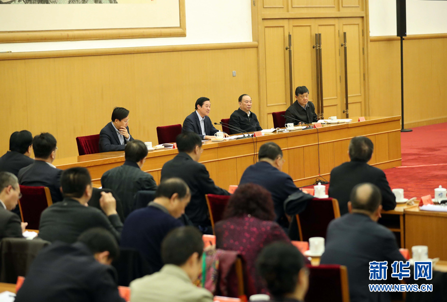 3月23日，治國理政論壇“‘四個全面’戰(zhàn)略布局系列理論研討會”首場研討會在北京召開，中共中央政治局委員、中央書記處書記、中宣部部長劉奇葆出席會議并講話。新華社記者 劉衛(wèi)兵 攝
