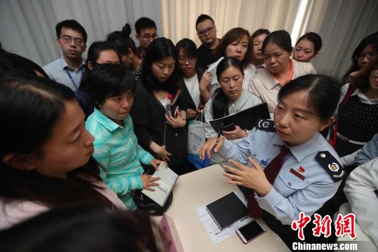 國(guó)稅、地稅新政送到企業(yè)“家門(mén)口”北京為科技企業(yè)普及稅法