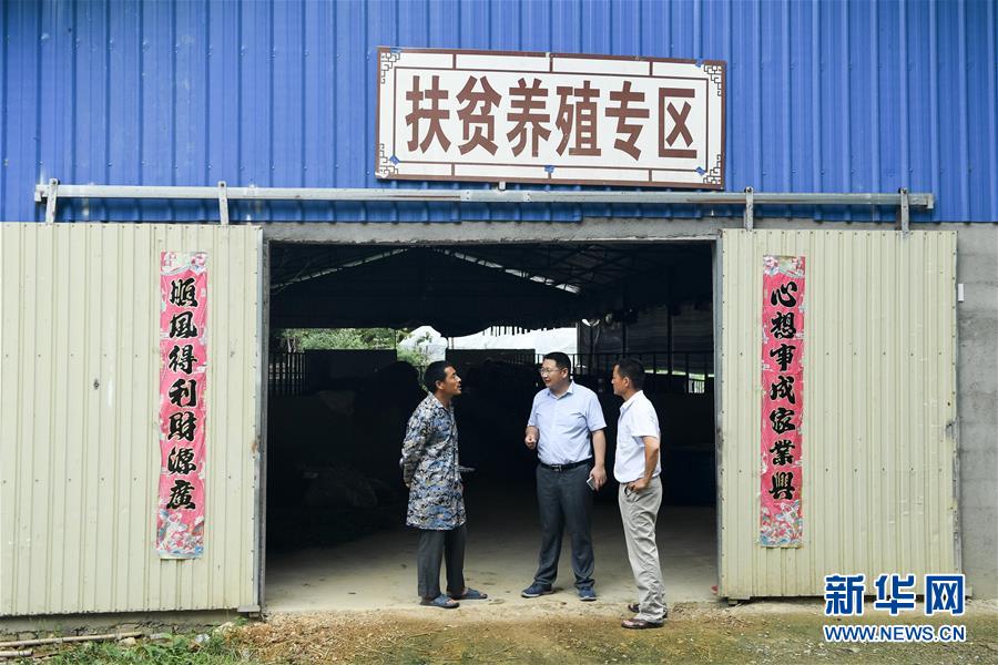 （脫貧攻堅(jiān)·圖文互動）（1）“不畏難、不畏煩、不畏苦”——記“80后”扶貧干部李朝陽