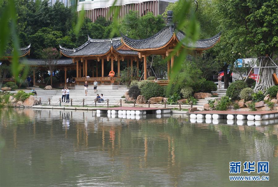 （新華全媒頭條·圖文互動）（4）為祖國驕傲，祝福偉大祖國！——國慶漫記