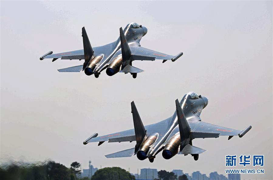 （新華全媒頭條·圖文互動）（5）戰(zhàn)鷹，為祖國奮飛——記空軍航空兵某旅旅長、特級飛行員郝井文