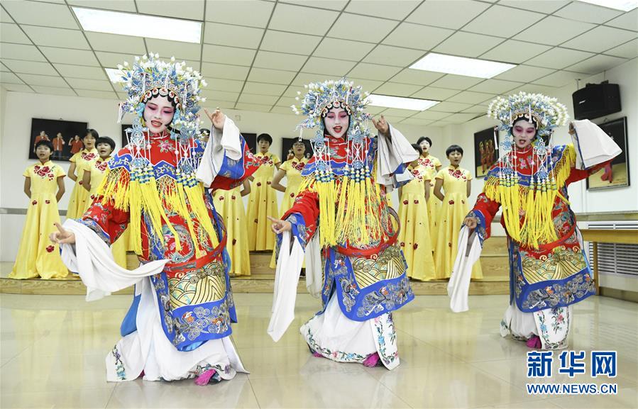 （新華全媒頭條·圖文互動）（18）文明之光照亮復(fù)興之路——以習近平同志為核心的黨中央關(guān)心文化和自然遺產(chǎn)保護工作紀實