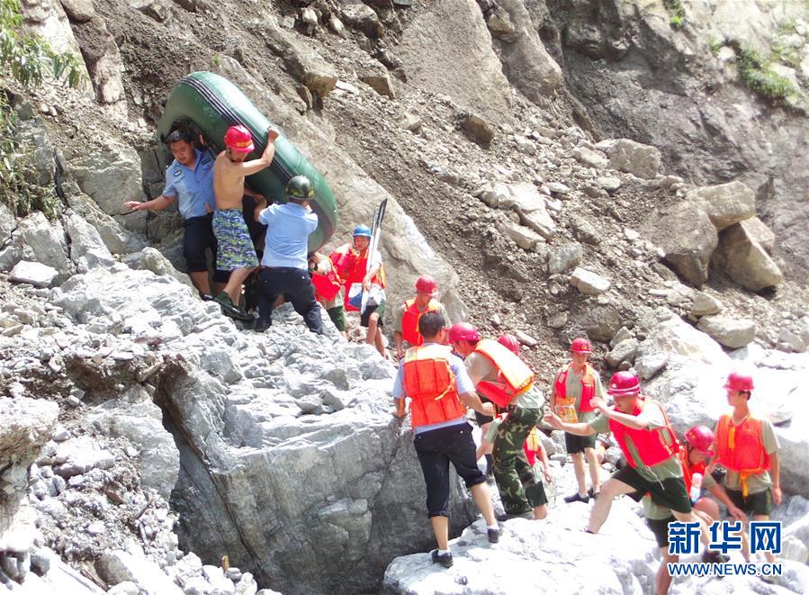 （時(shí)代先鋒·圖文互動(dòng)）（2）為人民“逆行”的人——追記退役軍人、青年禁毒民警韓順軍