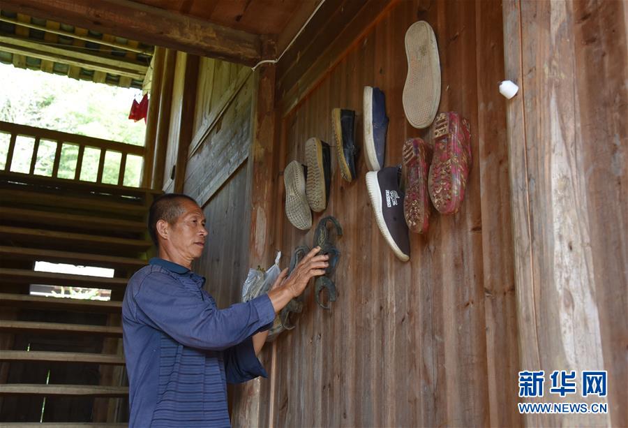 （愛國(guó)情 奮斗者·圖文互動(dòng)）（4）貴州印江高石坎護(hù)林隊(duì)：半輩子，以林場(chǎng)為家
