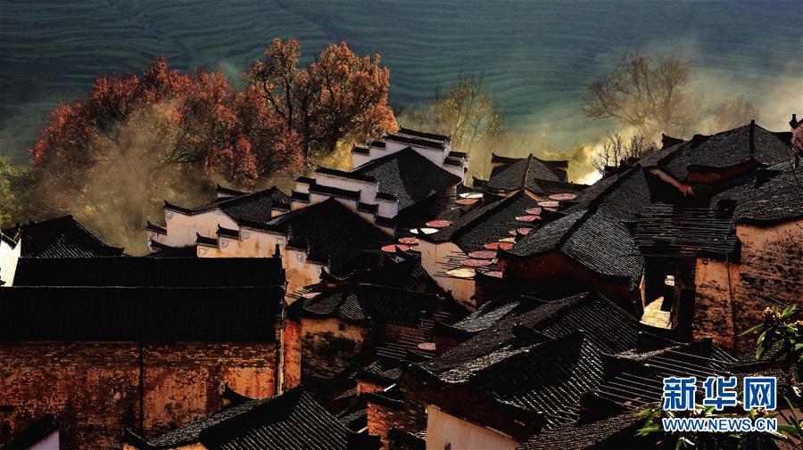 （圖文互動(dòng)）（10）鄉(xiāng)村攝影師、鄉(xiāng)村“模特”、民宿店主——鄉(xiāng)村旅游推動(dòng)婺源農(nóng)民生活方式發(fā)生新變化