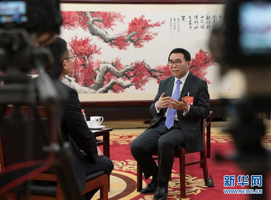 （兩會·圖文互動）（2）全國人大代表、中科院院長白春禮：打破關(guān)鍵核心技術(shù)“瓶頸”
