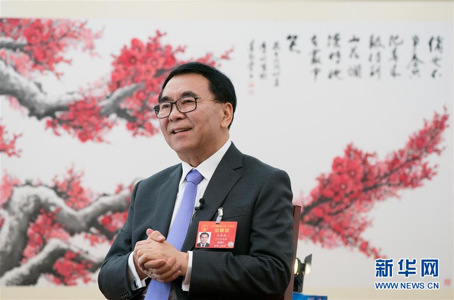 （兩會·圖文互動）（1）全國人大代表、中科院院長白春禮：打破關(guān)鍵核心技術(shù)“瓶頸”