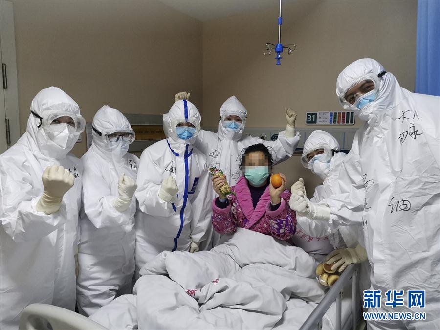 （在習(xí)近平新時(shí)代中國(guó)特色社會(huì)主義思想指引下——新時(shí)代新作為新篇章·習(xí)近平總書(shū)記關(guān)切事·圖文互動(dòng)）（10）不放松！——各地努力抓緊抓實(shí)抓細(xì)疫情防控