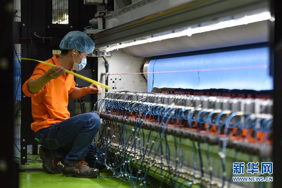 （在習近平新時代中國特色社會主義思想指引下——新時代新作為新篇章·習近平總書記關(guān)切事·圖文互動）（20）精準發(fā)力抓統(tǒng)籌——各地落實“分區(qū)分級”有序恢復(fù)生產(chǎn)生活
