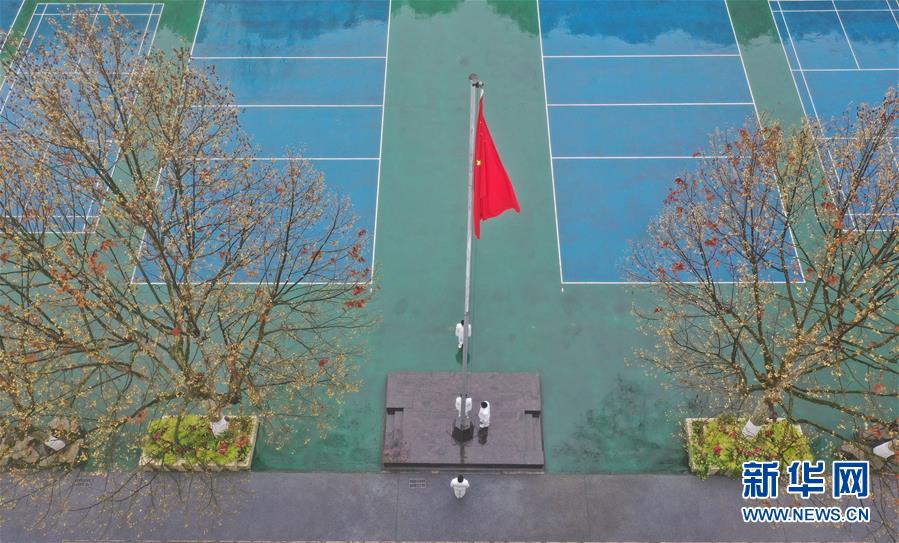 （新華全媒頭條·圖文互動(dòng)）（6）春天里的瑯瑯書聲━━部分地方學(xué)校開學(xué)見聞