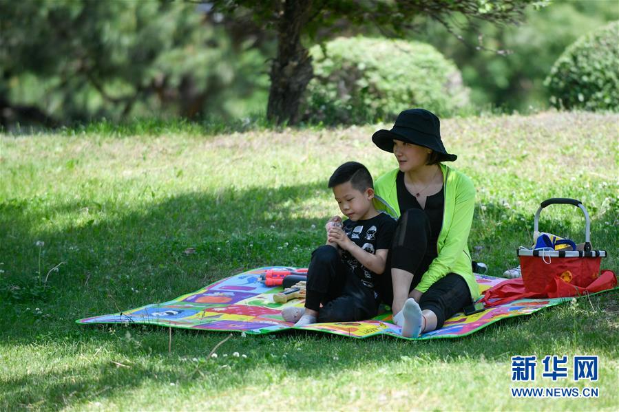（聚焦疫情防控）（1）吉林省吉林市豐滿(mǎn)區(qū)風(fēng)險(xiǎn)等級(jí)由高風(fēng)險(xiǎn)調(diào)整為低風(fēng)險(xiǎn)