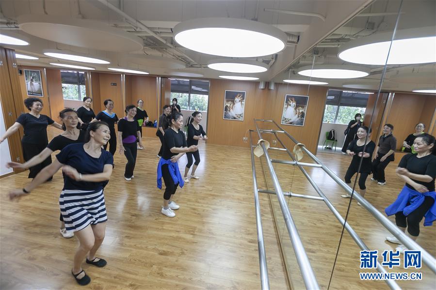 （新華全媒頭條·走向我們的小康生活·圖文互動(dòng)）（9）城市，讓人民生活更美好