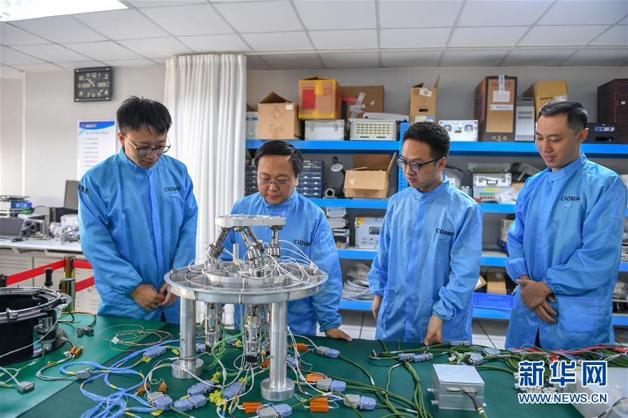 （在習(xí)近平新時(shí)代中國特色社會主義思想指引下——新時(shí)代新作為新篇章·習(xí)近平總書記關(guān)切事·圖文互動）（2）“從0到1”的堅(jiān)守與突破：攀登科學(xué)高峰的那些“一生一事”