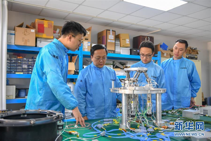 （在習(xí)近平新時(shí)代中國特色社會主義思想指引下——新時(shí)代新作為新篇章·習(xí)近平總書記關(guān)切事·圖文互動）（3）“從0到1”的堅(jiān)守與突破：攀登科學(xué)高峰的那些“一生一事”