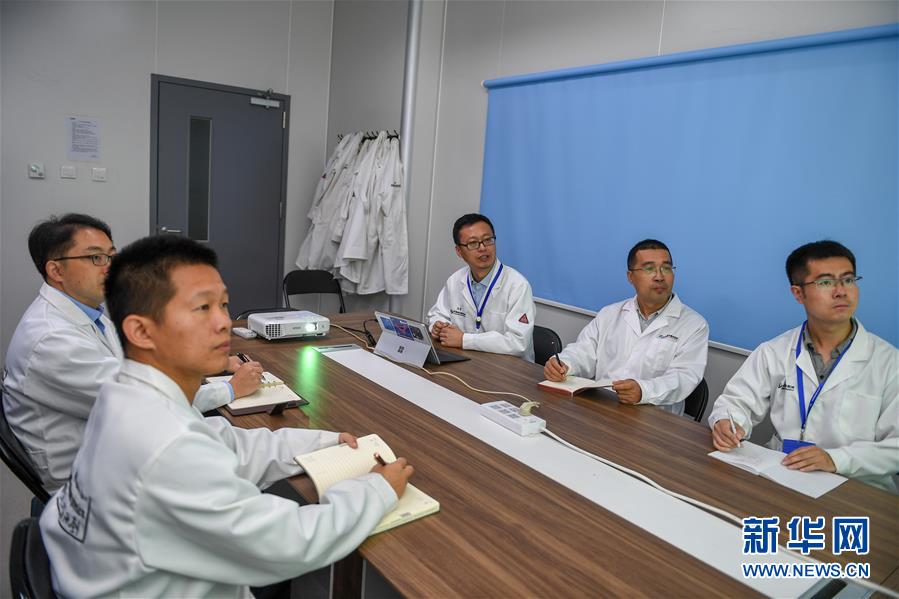 （在習近平新時代中國特色社會主義思想指引下——新時代新作為新篇章·習近平總書記關切事·圖文互動）（1）終不悔為國為民，攀高峰只爭朝夕——來自科學家們的動人故事