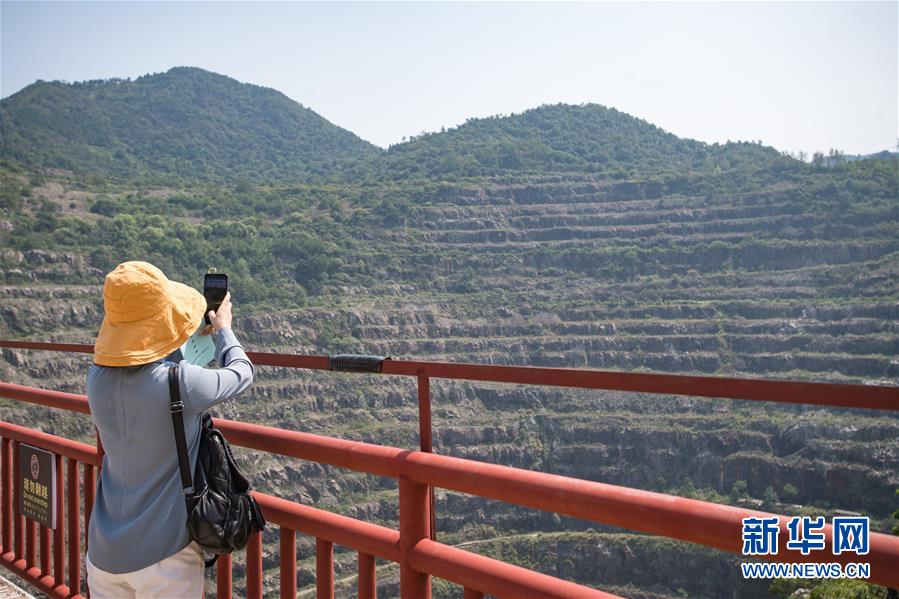 （走向我們的小康生活·圖文互動）（2）游客來了，小康近了——生態(tài)旅游引領(lǐng)湖北山區(qū)蝶變二三事