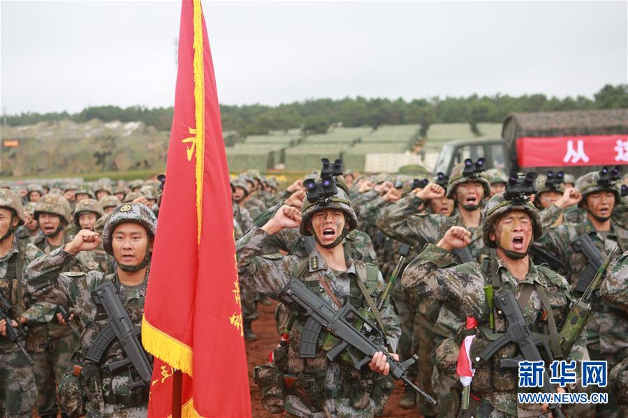 （在習(xí)近平強(qiáng)軍思想指引下·我們?cè)趹?zhàn)位報(bào)告·圖文互動(dòng)）（1）千里移防，鐵心跟黨走——南部戰(zhàn)區(qū)陸軍第75集團(tuán)軍某紅軍旅政治建軍、練兵備戰(zhàn)記事