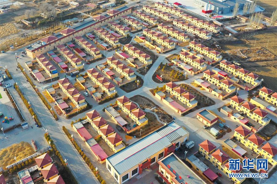 （全面建成小康社會“百城千縣萬村調研行”·圖文互動）（3）“麻煩村”變形記——內(nèi)蒙古白青堯村的多彩生活