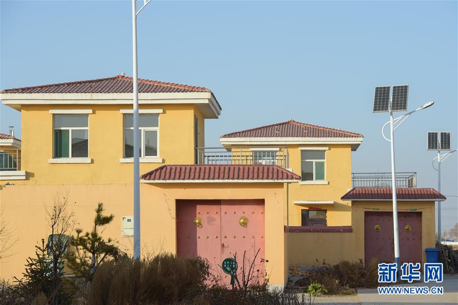 （全面建成小康社會“百城千縣萬村調研行”·圖文互動）（4）“麻煩村”變形記——內(nèi)蒙古白青堯村的多彩生活