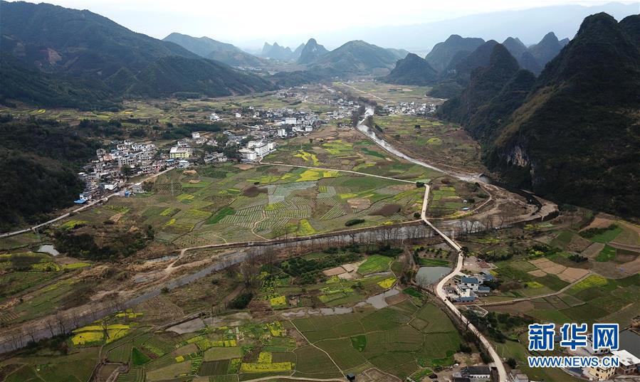 十八大以來，習(xí)近平反復(fù)強(qiáng)調(diào)“綠水青山”