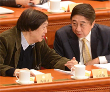 馮鞏、馮驥才出席政協(xié)全體會議