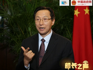 輪作休耕本質(zhì)上是讓耕地休養(yǎng)生息，更重要的是有利于提高糧食產(chǎn)能。