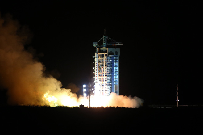 4月6日，實(shí)踐十號(hào)衛(wèi)星發(fā)射升空。