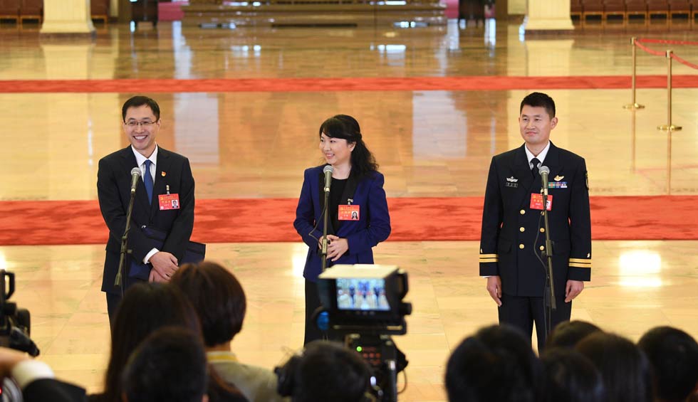孟祥飛、李媛、曹先建接受采訪