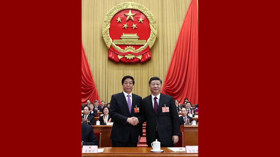 習(xí)近平當(dāng)選國家主席、中央軍委主席