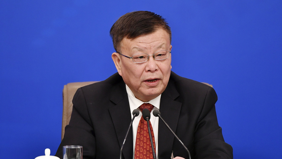 全國政協(xié)常委、副秘書長（兼）、提案委員會(huì)副主任，九三學(xué)社中央副主席 賴明