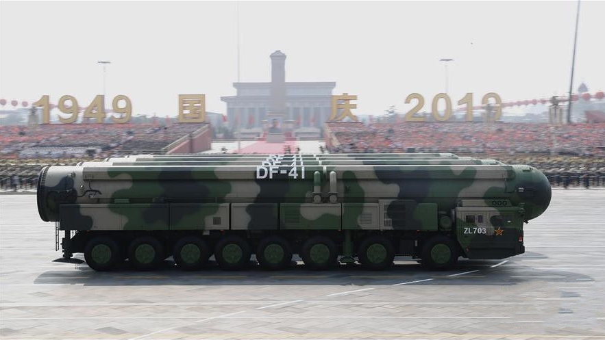 300秒回顧國慶70周年大閱兵！東風-41、殲-20震撼亮相