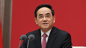 中央宣傳部副部長、國務(wù)院新聞辦公室主任徐麟主持發(fā)布會