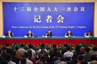 國(guó)家發(fā)改委主任何立峰等就“創(chuàng)新和完善宏觀調(diào)控，推動(dòng)高質(zhì)量發(fā)展”答記者問(wèn)