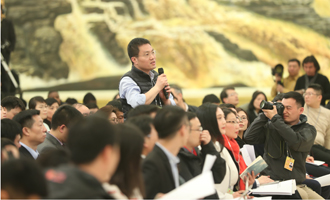 香港文匯報、大公報記者提問