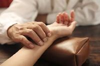 【健康解碼】中醫(yī)藥如何治療股骨頭壞死？