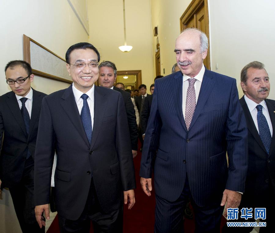 6月19日，國務院總理李克強在希臘議會大廈會見希臘議長米馬拉基斯。新華社記者 王曄 攝