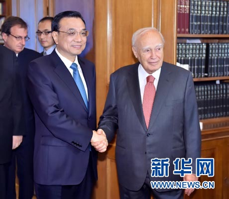 6月20日，國務院總理李克強在雅典總統(tǒng)府會見希臘總統(tǒng)帕普利亞斯。 新華社記者 李濤 攝