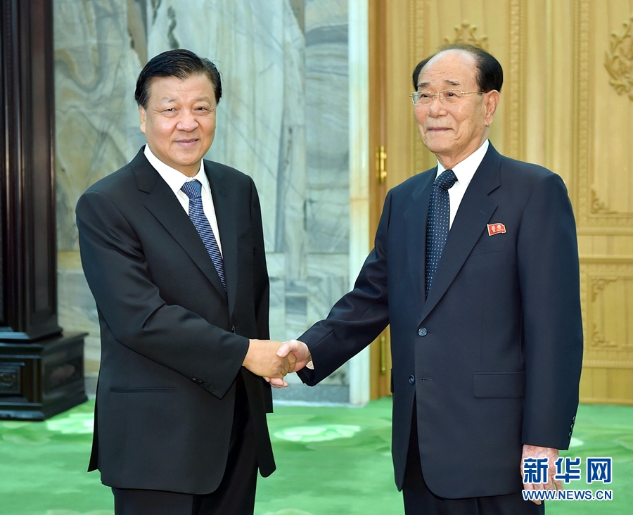 10月10日，正在朝鮮訪問的中共中央政治局常委、中央書記處書記劉云山在平壤會見朝鮮勞動黨中央政治局常委、最高人民會議常任委員會委員長金永南。 新華社記者 李濤 攝