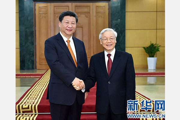 11月5日，中共中央總書(shū)記、國(guó)家主席習(xí)近平在河內(nèi)同越共中央總書(shū)記阮富仲舉行會(huì)談。 新華社記者李濤攝