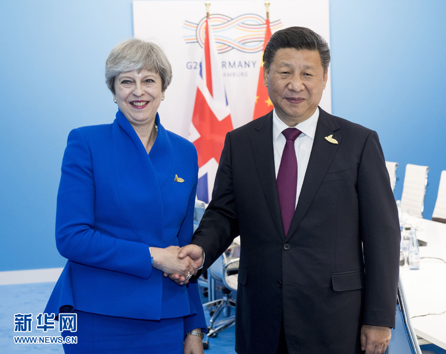 7月7日，國家主席習(xí)近平在漢堡會見英國首相特雷莎·梅。 新華社記者李學(xué)仁 攝