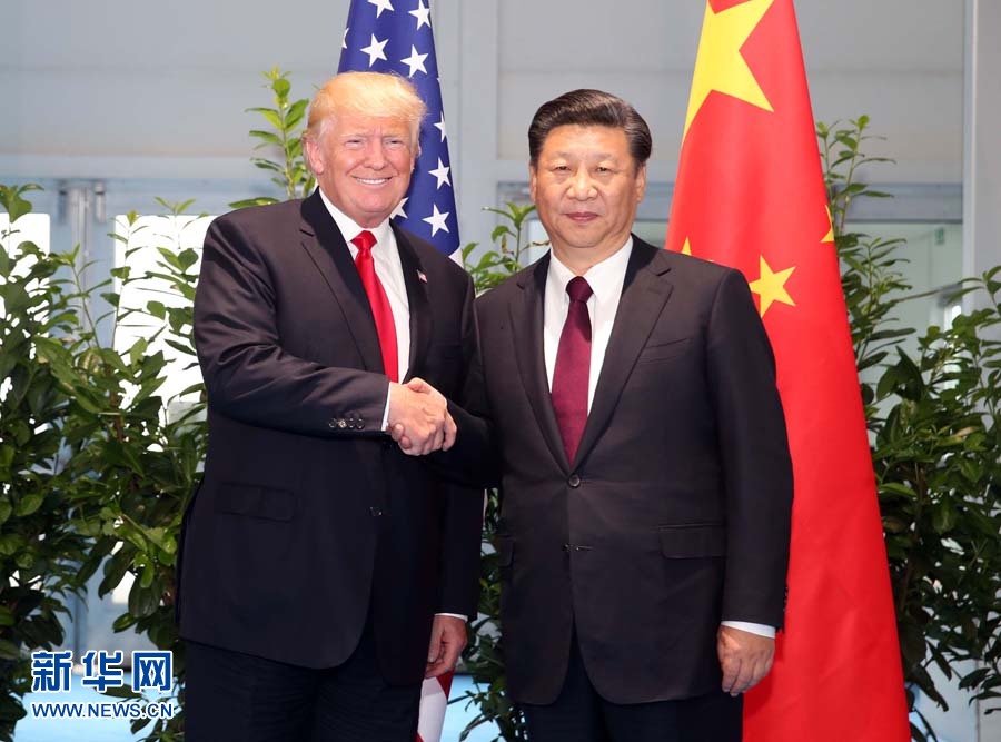 7月8日，國家主席習(xí)近平在二十國集團領(lǐng)導(dǎo)人漢堡峰會閉幕后會見美國總統(tǒng)特朗普，就中美關(guān)系及共同關(guān)心的重大國際和地區(qū)問題深入交換意見。新華社記者 姚大偉 攝