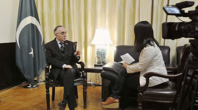 哈立德：我熱愛中國(guó)文化，喜歡和中國(guó)人一起談天說(shuō)地